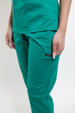 Load image into Gallery viewer, Pocketful Pants - Green
