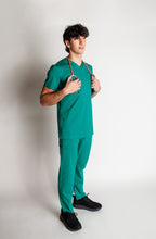 Load image into Gallery viewer, Men&#39;s Classic Scrub Set - Green
